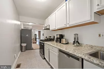 2621 University Place NW, Washington, DC 20009 - Photo 7