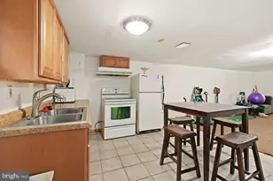 2621 University Pl NW, Washington, DC 20009 - Photo 17