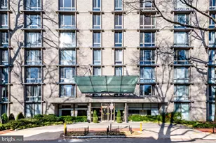 950 25th St NW, Washington, DC 20037 - Photo 1