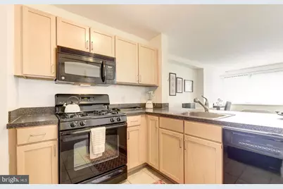 800 4th Street SW #N118, Washington, DC 20024 - Photo 3