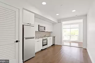 2415 37th St NW, Washington, DC 20007 - Photo 15
