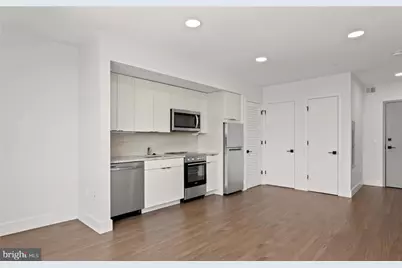 2415 37th St NW #205, Washington, DC 20007 - Photo 13