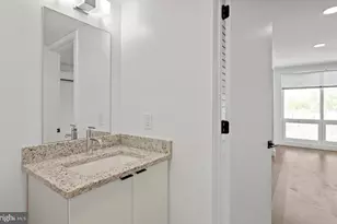 2415 37th St NW, Washington, DC 20007 - Photo 25