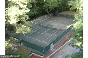 4201 Cathedral Ave NW, Washington, DC 20016 - Photo 29