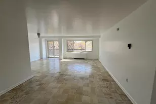4201 Cathedral Ave NW, Washington, DC 20016 - Photo 9