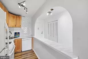 2829 Connecticut Ave NW, Washington, DC 20008 - Photo 11