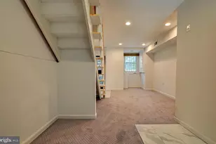 1209 I St SE, Washington, DC 20003 - Photo 7