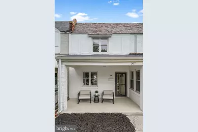 307 35th Street NE, Washington, DC 20019 - Photo 3