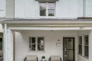 307 35th St NE, Washington, DC 20019 - Photo 3