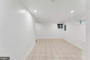 2911 Sherman Ave NW, Washington, DC 20001 - Photo 29