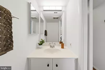 1140 23rd Street NW #802, Washington, DC 20037 - Photo 13