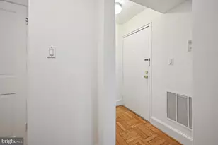 2727 Ordway St NW, Washington, DC 20008 - Photo 9