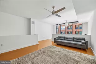 912 F St NW, Washington, DC 20004 - Photo 25