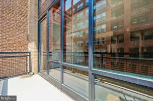 912 F St NW, Washington, DC 20004 - Photo 23