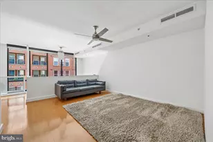 912 F St NW, Washington, DC 20004 - Photo 27