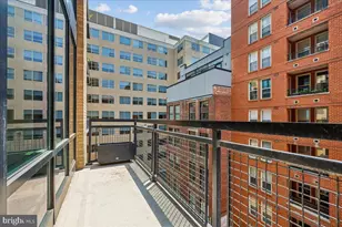 912 F St NW, Washington, DC 20004 - Photo 17