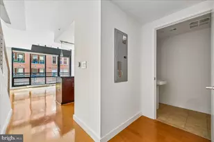 912 F St NW, Washington, DC 20004 - Photo 7