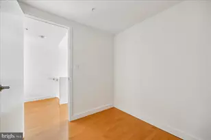 912 F St NW, Washington, DC 20004 - Photo 29
