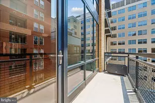 912 F St NW, Washington, DC 20004 - Photo 21