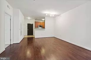 1111 25th St NW, Washington, DC 20037 - Photo 9