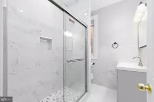 3633 11th St NW, Washington, DC 20010 - Photo 19