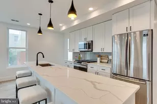 646 Newton Pl NW, Washington, DC 20010 - Photo 7