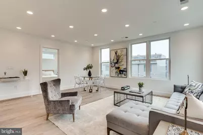 646 Newton Place NW #303, Washington, DC 20010 - Photo 5