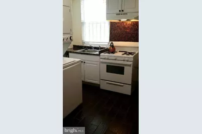 237 Elm Street NW, Washington, DC 20001 - Photo 5