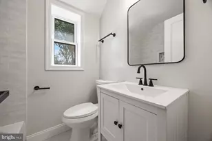 1601 Hamlin St NE, Washington, DC 20018 - Photo 9
