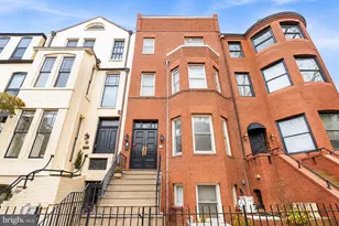 2019 O St NW, Washington, DC 20036 - Photo 1