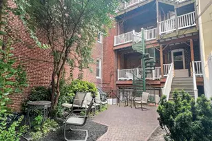 2019 O St NW, Washington, DC 20036 - Photo 9