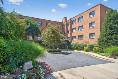 3900 Tunlaw Road NW #201, Washington, DC 20007 - Photo 1