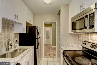 3033 New Mexico Avenue NW #203, Washington, DC 20016 - Photo 3