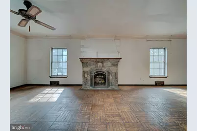 3819 Suitland Road SE, Washington, DC 20020 - Photo 9
