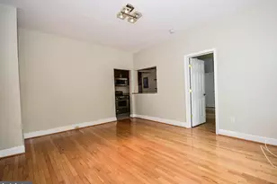 2010 Kalorama Rd NW, Washington, DC 20009 - Photo 7