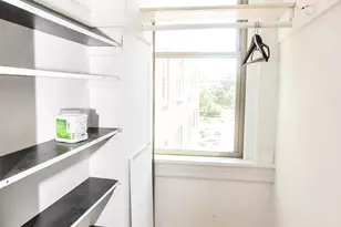 2010 Kalorama Rd NW, Washington, DC 20009 - Photo 15