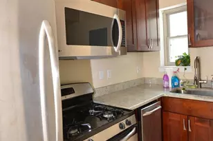 2010 Kalorama Rd NW, Washington, DC 20009 - Photo 11