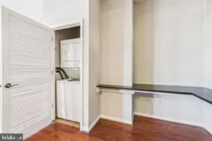 1390 Kenyon St NW, Washington, DC 20010 - Photo 9