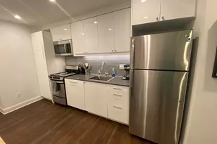 82 V St NW, Washington, DC 20001 - Photo 35