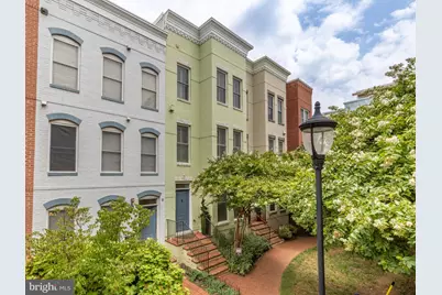 914 4th Street SE, Washington, DC 20003 - Photo 1