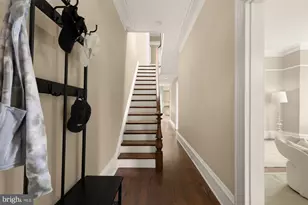 326 2nd St SE, Washington, DC 20003 - Photo 5