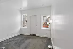2139 Newport Pl NW, Washington, DC 20037 - Photo 9