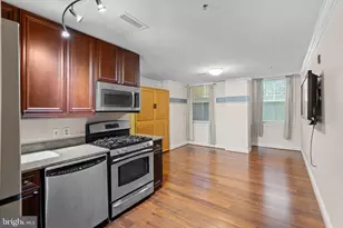 1210 R St NW, Washington, DC 20009 - Photo 5