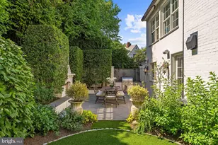 1726 Hoban Rd NW, Washington, DC 20007 - Photo 17