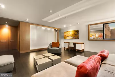 2725 39th Street NW #402, Washington, DC 20007 - Photo 3