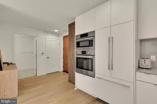 37 L St SE, Washington, DC 20003 - Photo 23