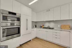 37 L St SE, Washington, DC 20003 - Photo 21