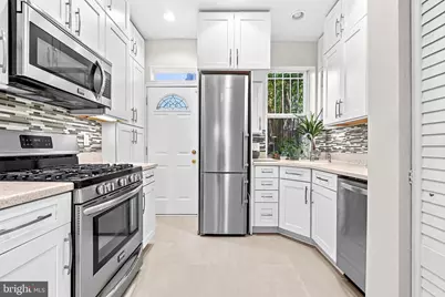 1327 Emerald Street NE, Washington, DC 20002 - Photo 7