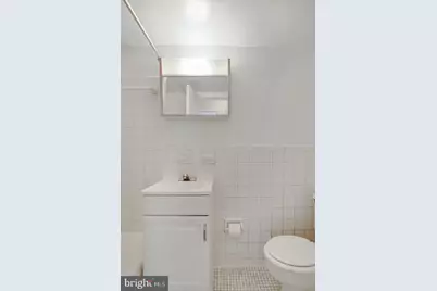 229 43rd Road NE, Washington, DC 20019 - Photo 7