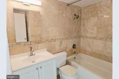 1425 4th Street SW #A609, Washington, DC 20024 - Photo 9